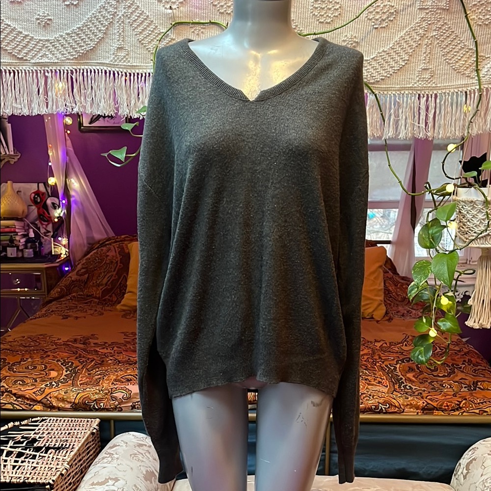 Vintage Puritan v-neck sweater